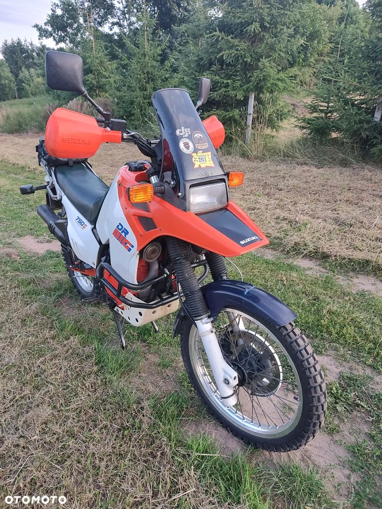 Suzuki DR - 4