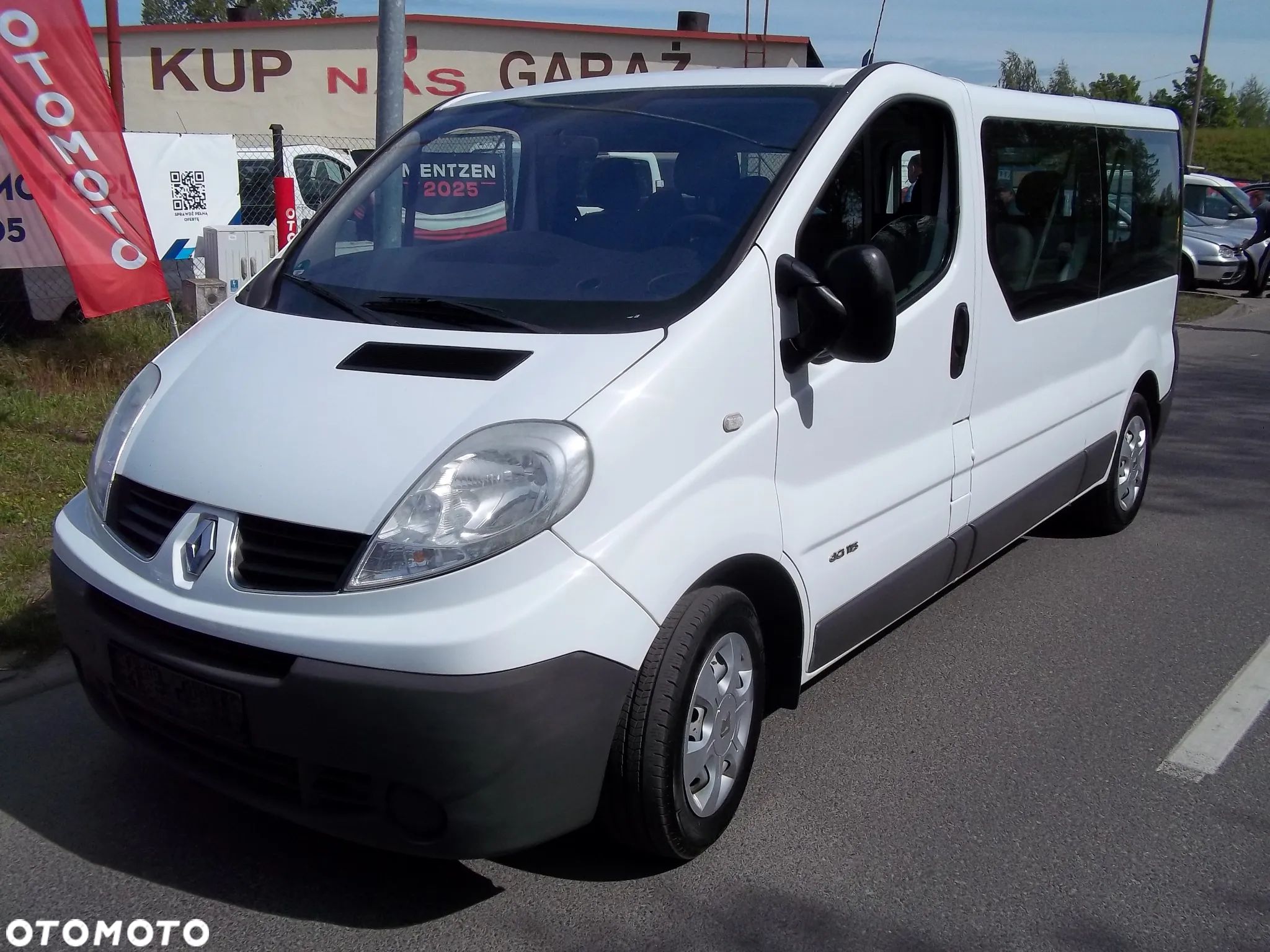 Renault Trafic 2.0 dCi 115 Combi L2H1 - 1