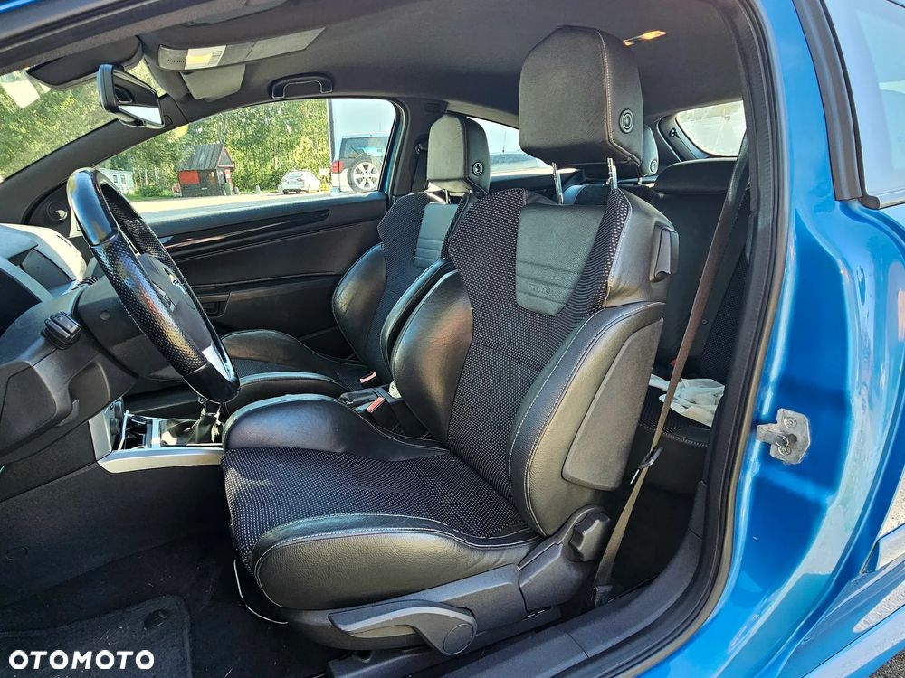 Opel Astra OPC - 7