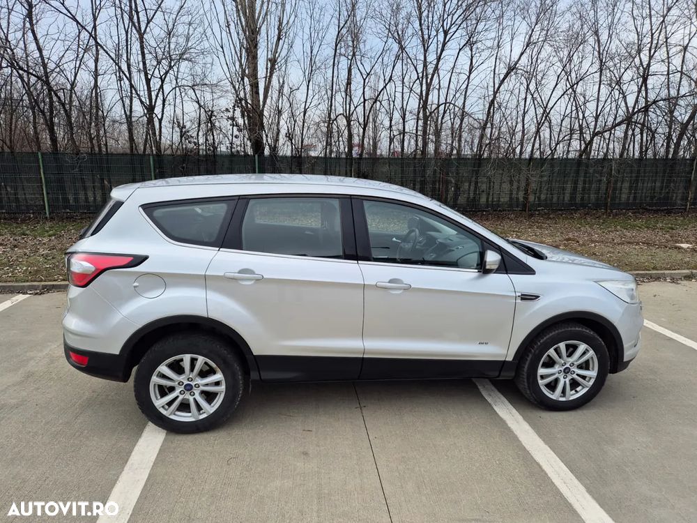 Ford Kuga 2.0 TDCi 4WD Powershift Trend - 9