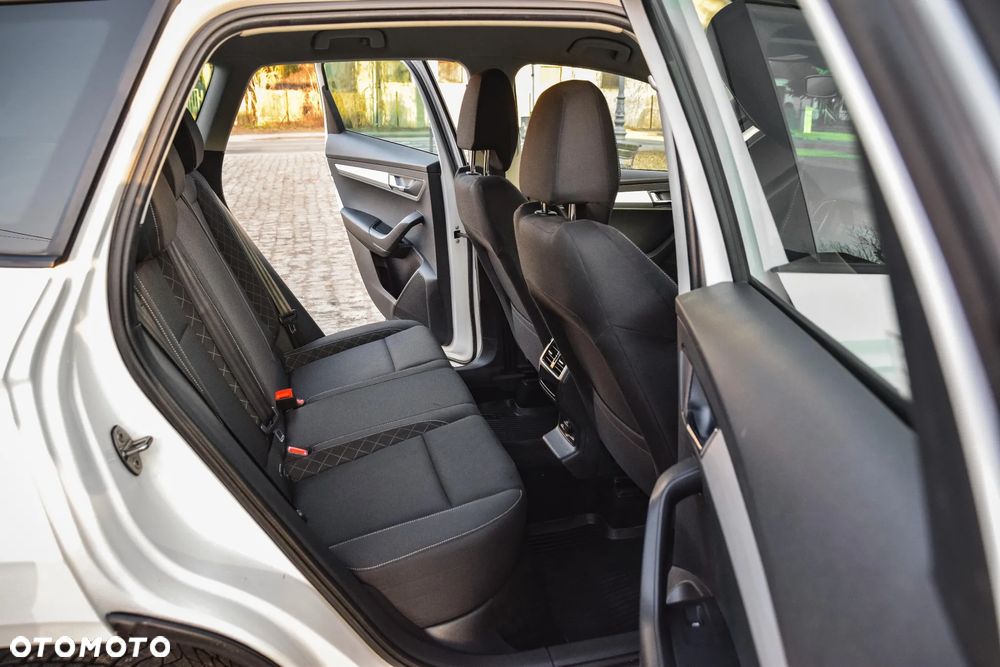 Skoda Karoq 1.5 TSI ACT 4x2 Ambition - 24