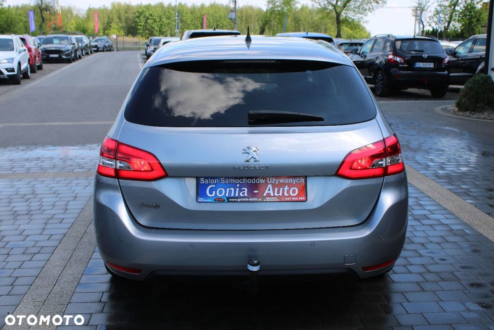 Peugeot 308 - 5