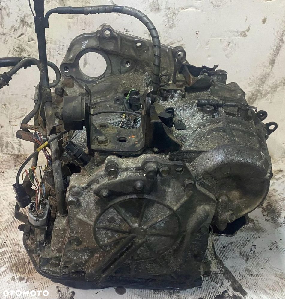 SKRZYNIA BIEGÓW TOYOTA AVENSIS T25 2.0 VVT-I 145KM - 1