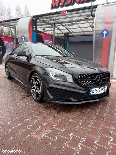 Mercedes-Benz CLA 200 7G-DCT AMG Line - 2