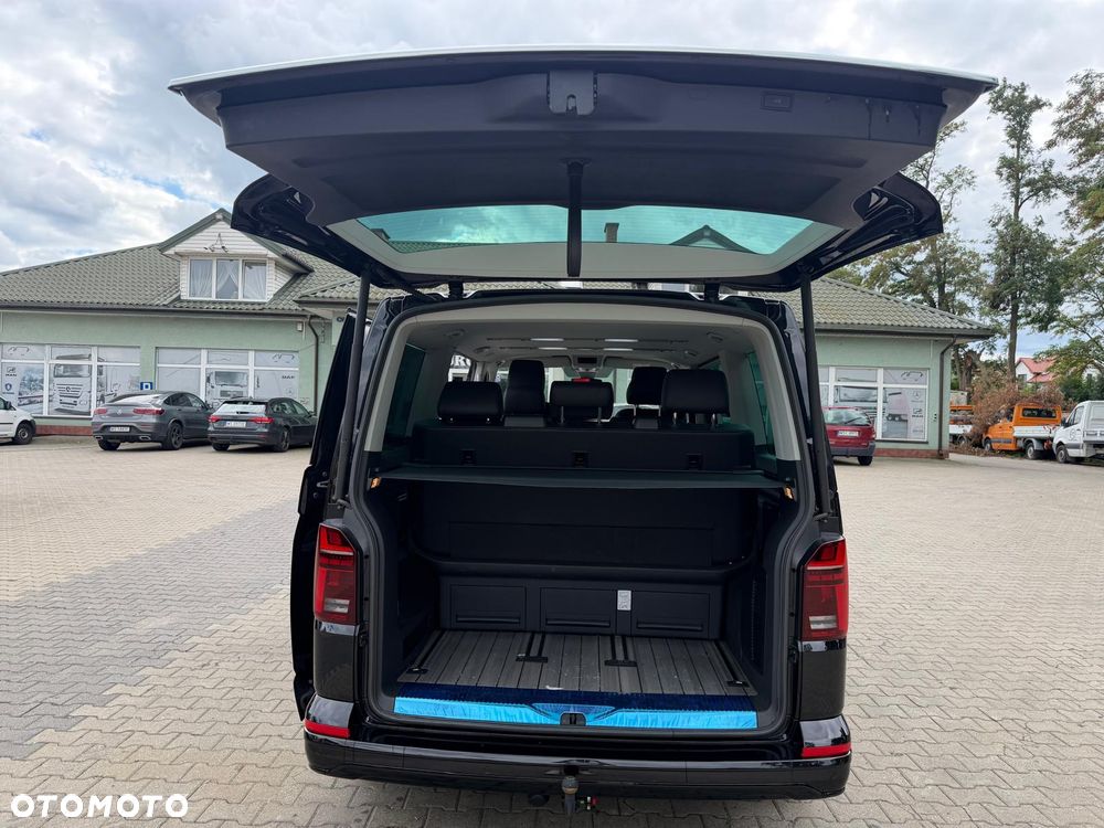Volkswagen Multivan - 9