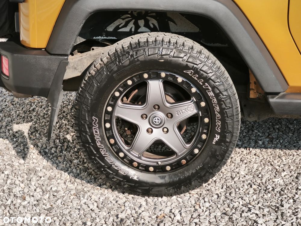 Jeep Wrangler - 6