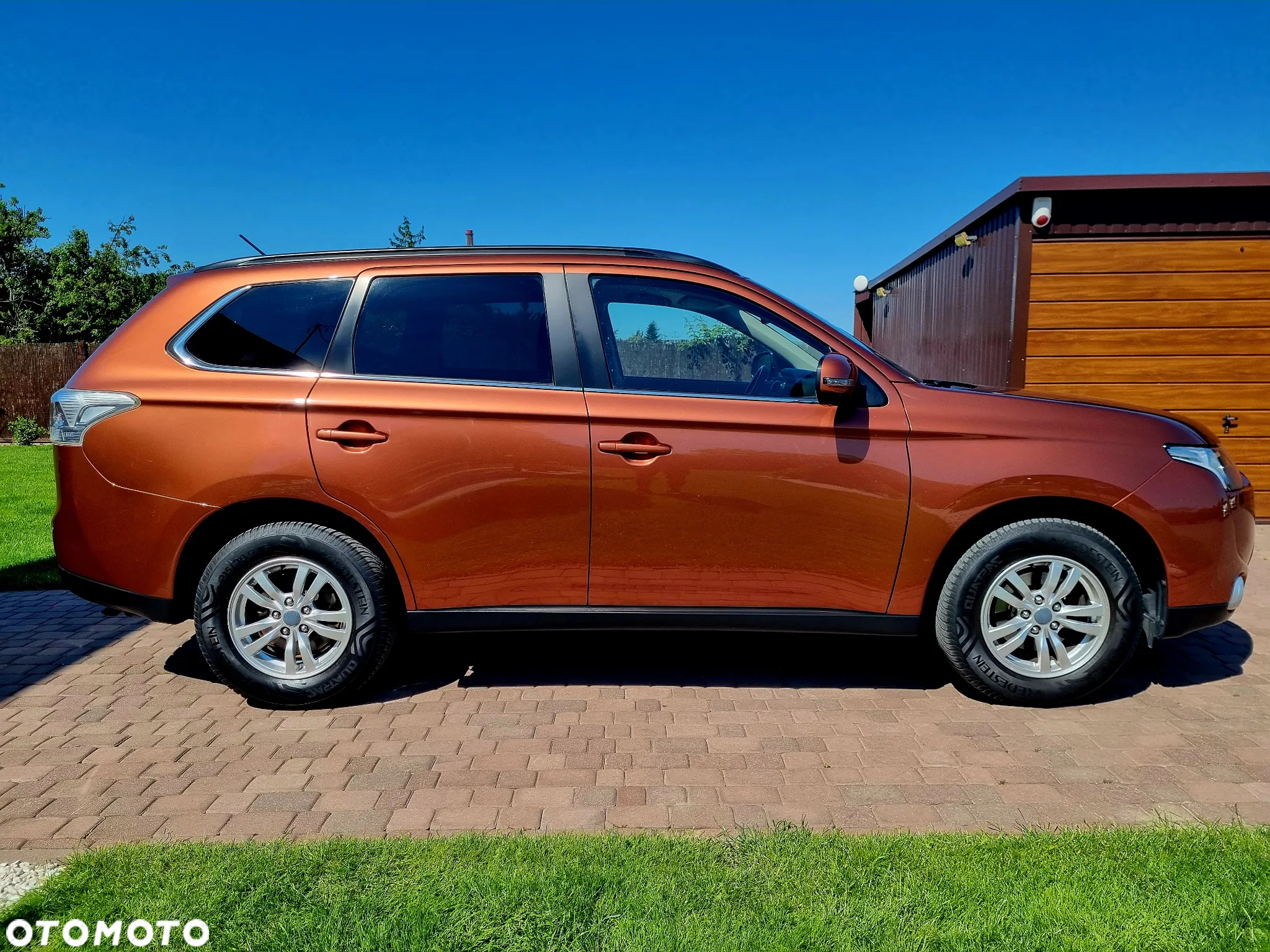 Mitsubishi Outlander - 11