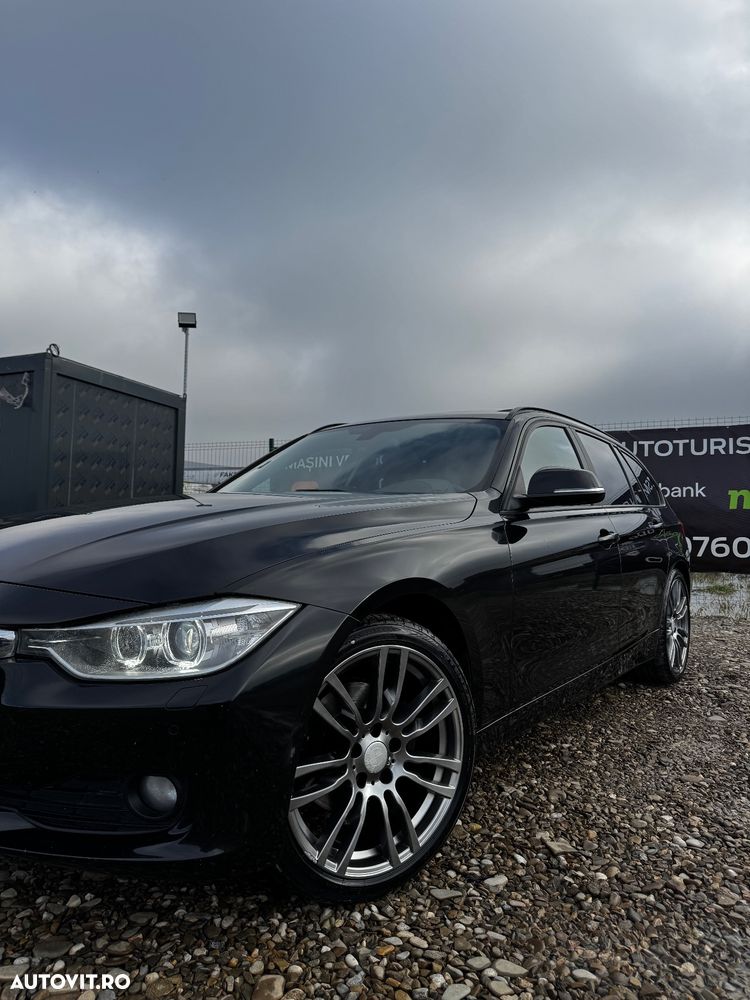BMW Seria 3 320d Touring Aut. - 9