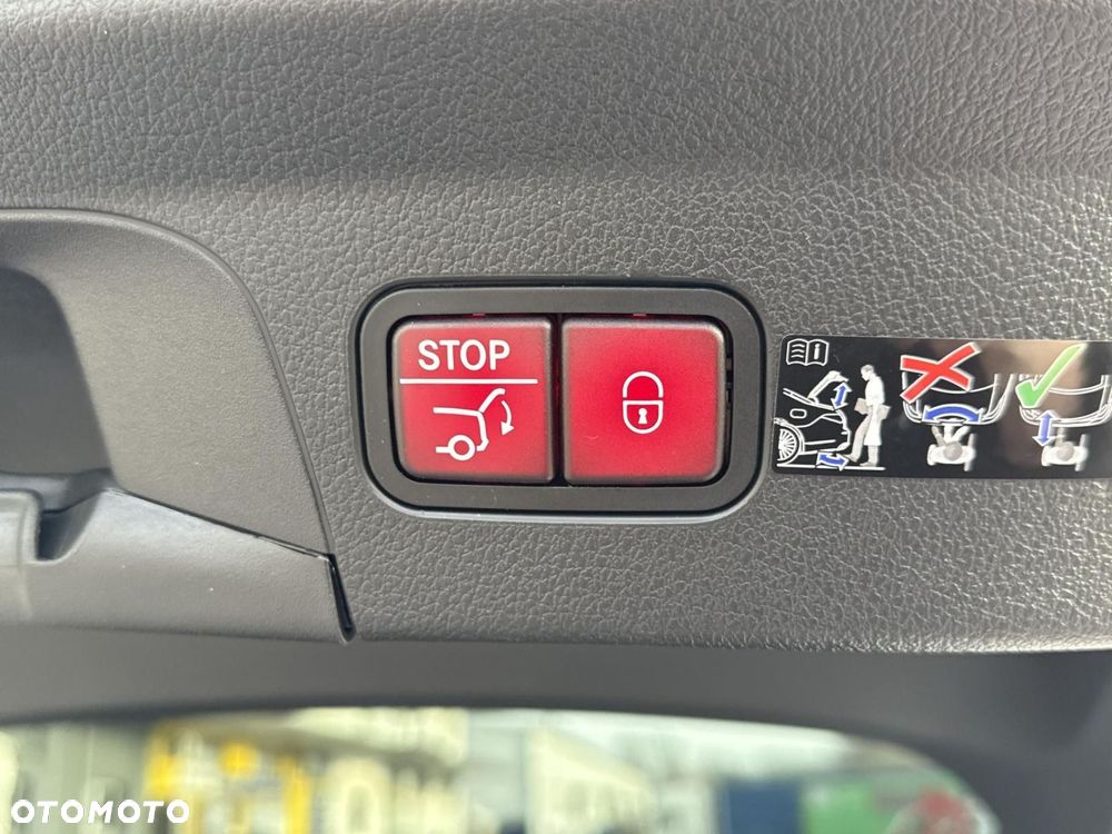 Mercedes-Benz GLE - 16