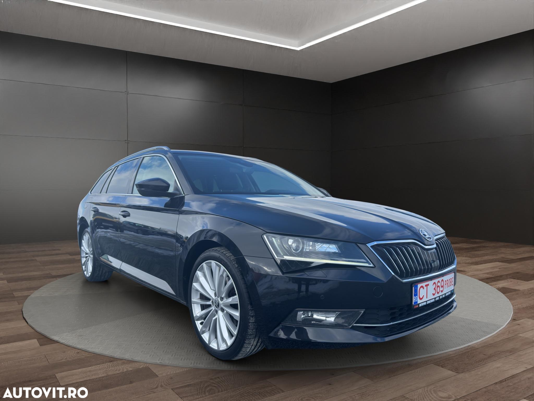 Skoda Superb 2.0 TDI DSG Style - 2
