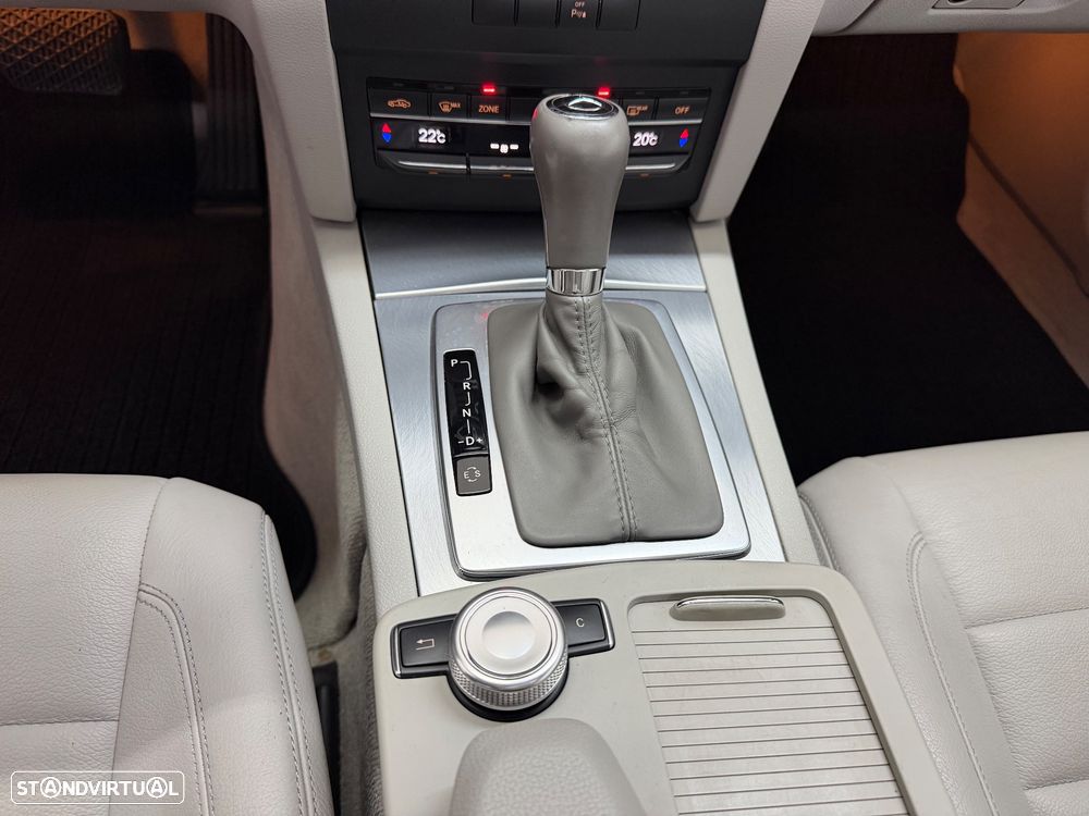 Mercedes-Benz E 200 CGi Elegance BlueEfficiency Auto - 18