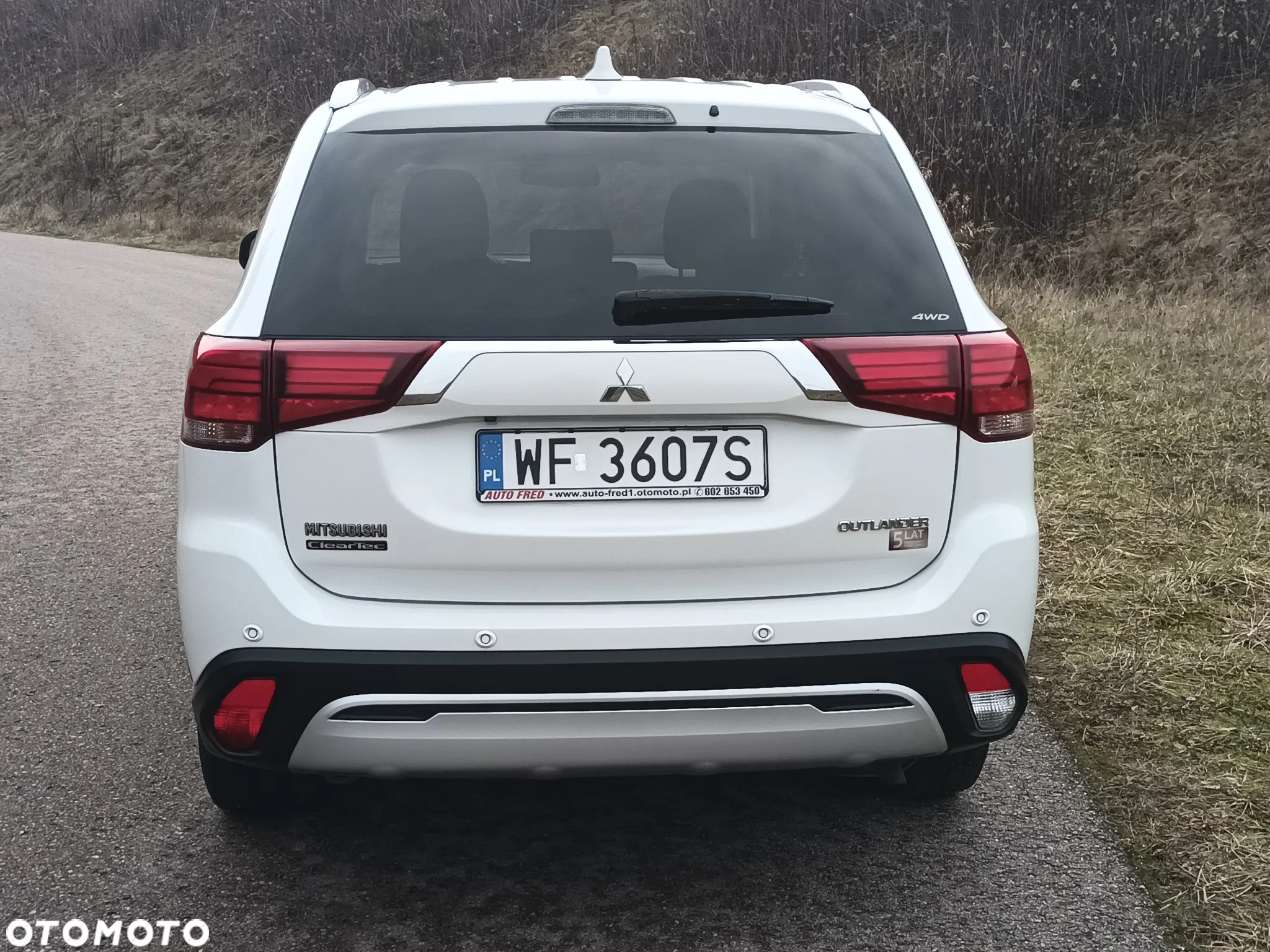 Mitsubishi Outlander 2.0 Intense Comfort 4WD CVT - 14