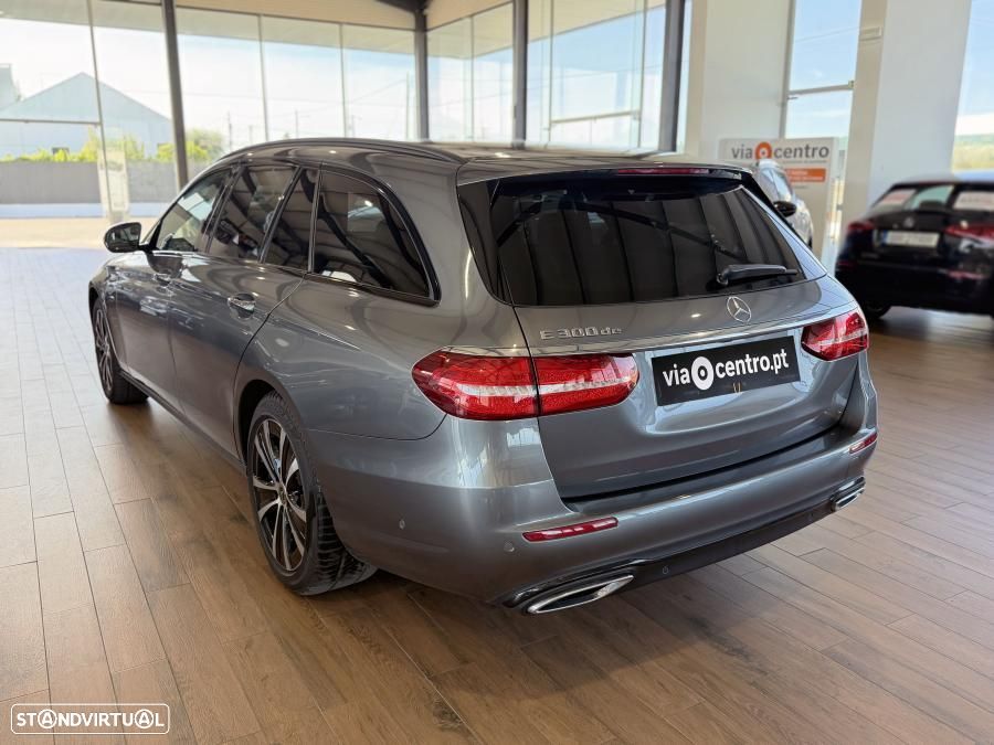 Mercedes-Benz E 300 de Avantgarde 4Matic - 4