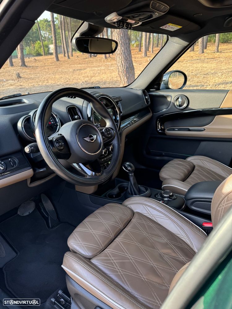 MINI Countryman Cooper SE ALL4 Auto - 2