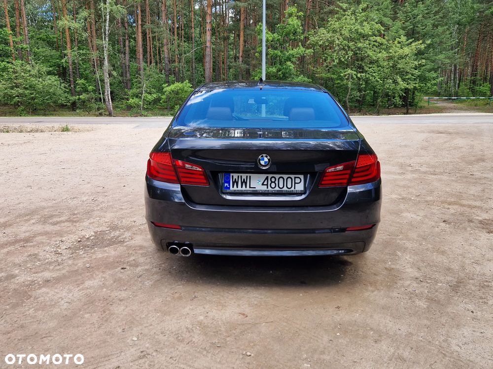 BMW Seria 5 520d Luxury Line - 10