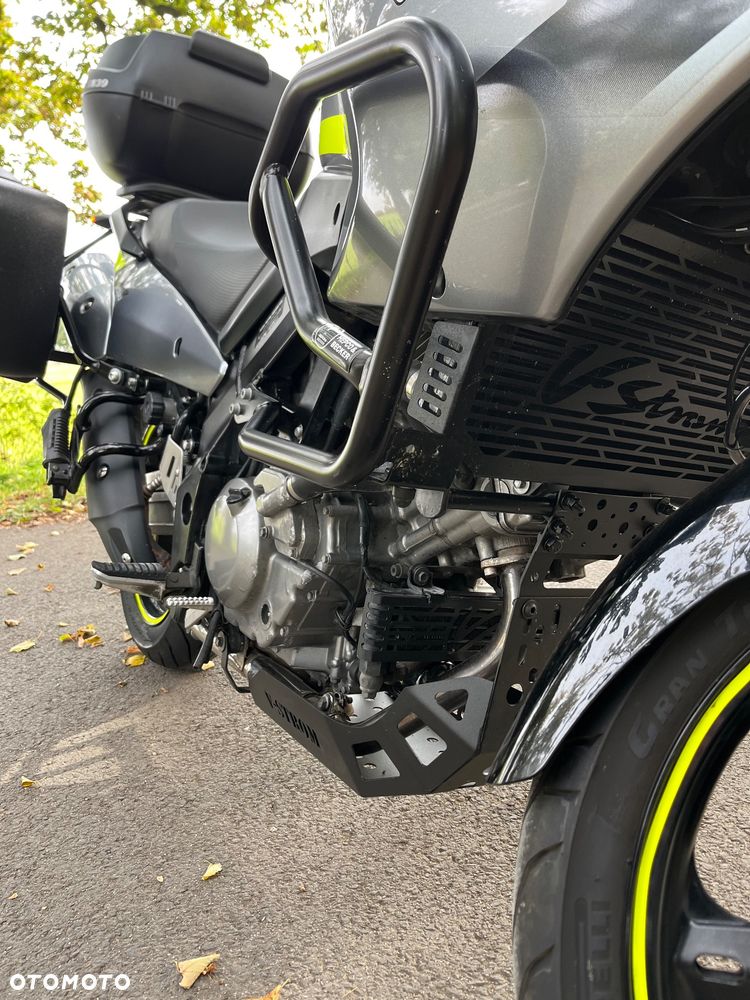 Suzuki V-STROM - 21