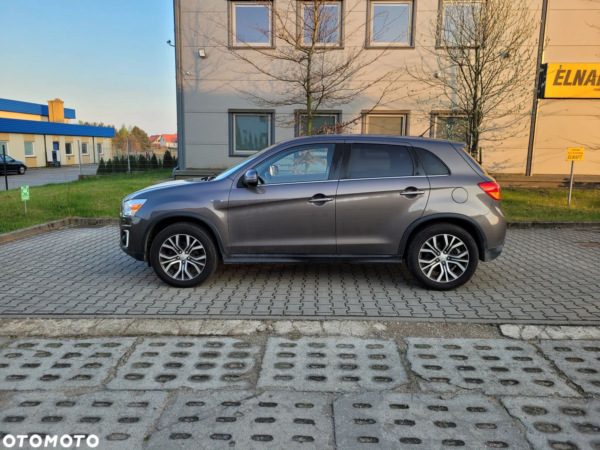 Mitsubishi ASX - 1