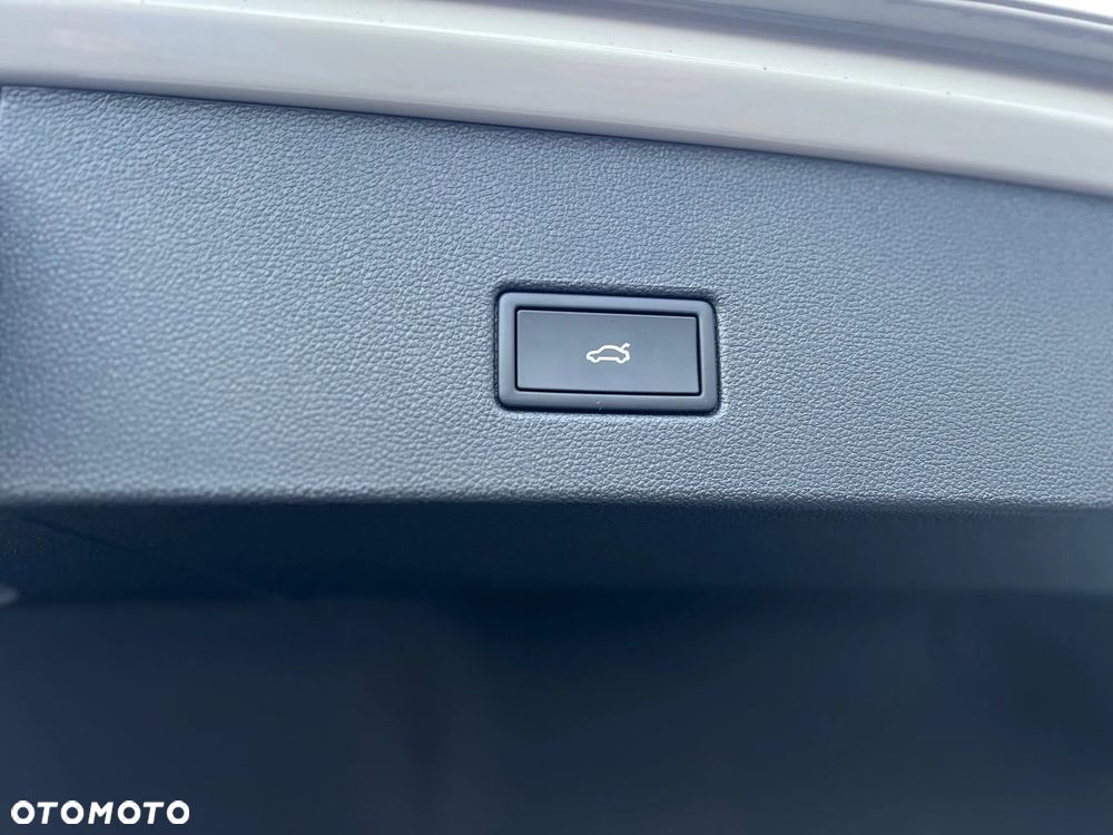 Volkswagen T-Roc 1.5 TSI R-Line Plus DSG - 16