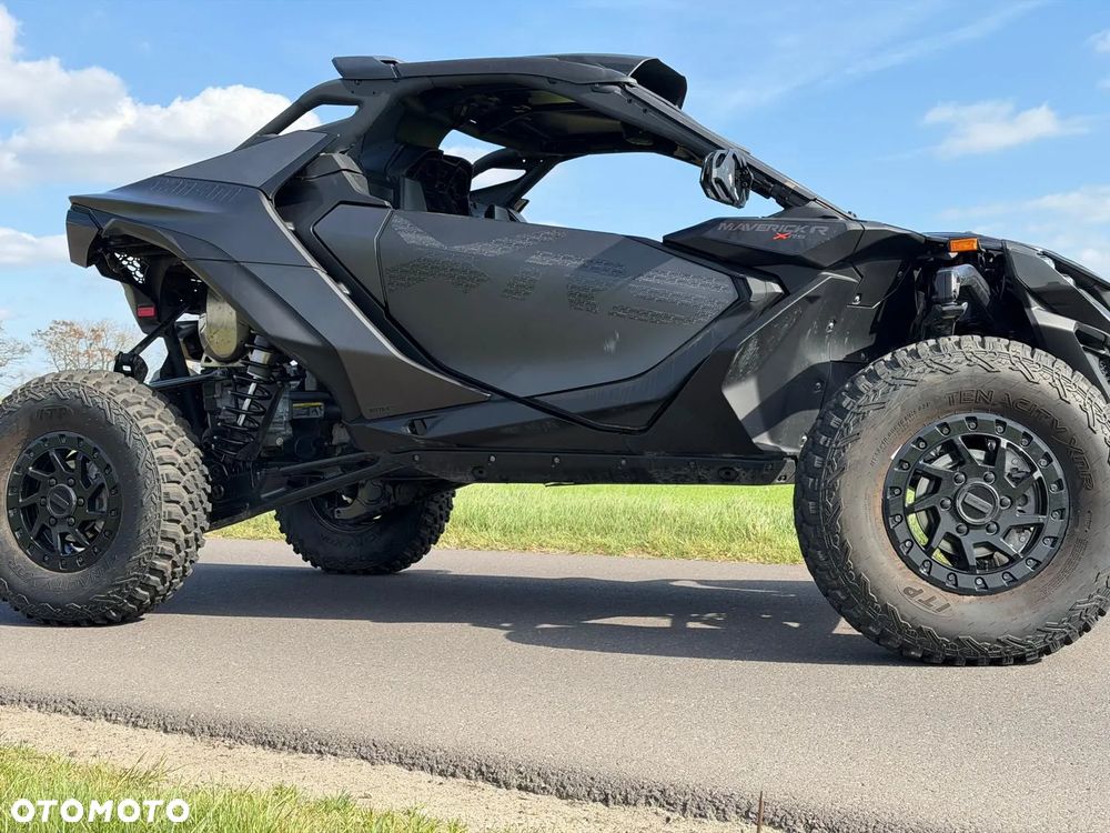 Can-Am Maverick - 5