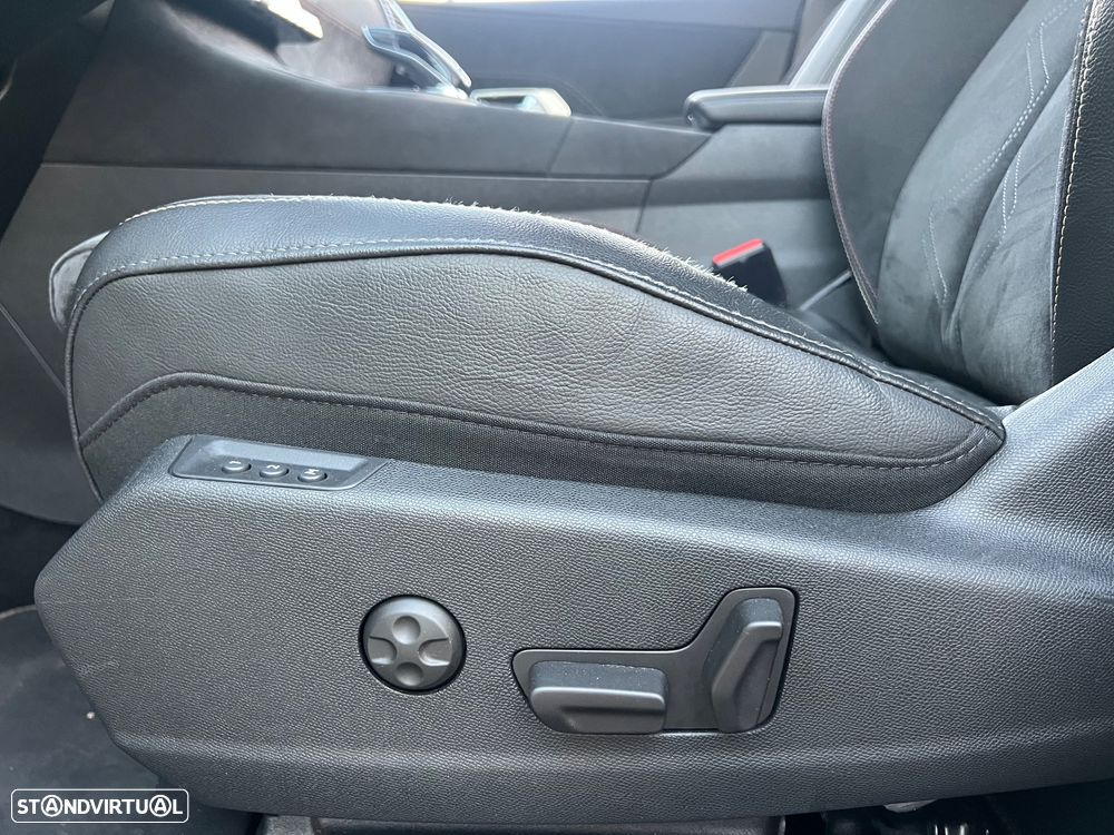 DS DS7 Crossback 1.5 BlueHDi Performance Line EAT8 - 29