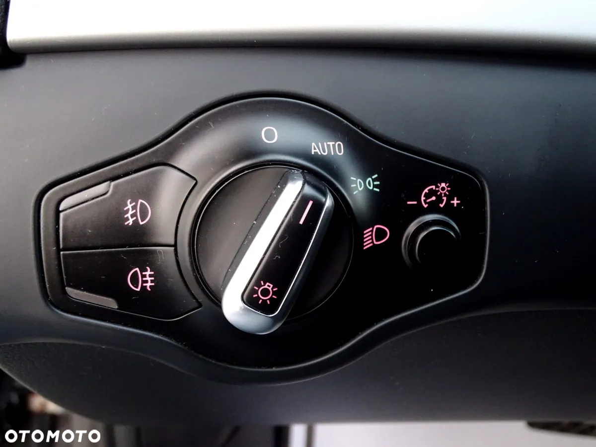 Audi A4 3.0 TDI Quattro S tronic - 9