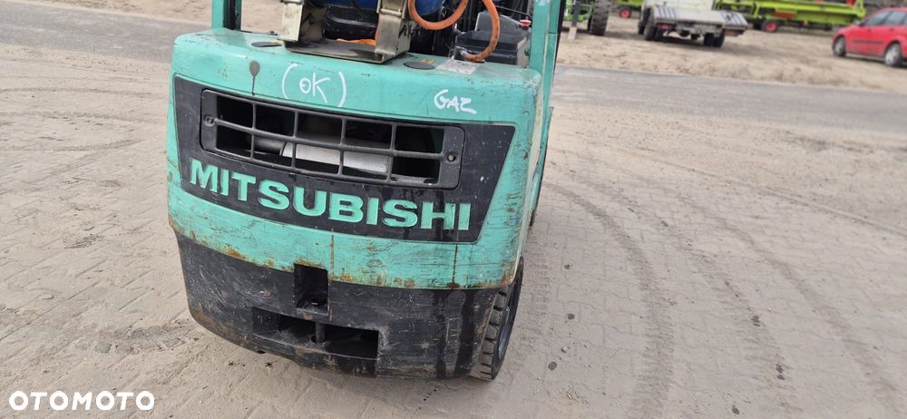 Mitsubishi EF25A - 26