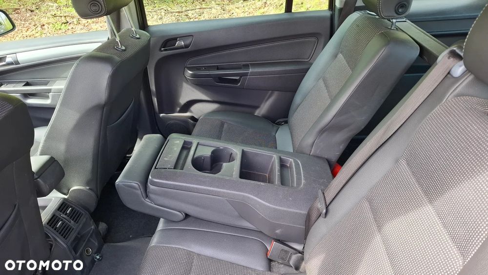 Opel Zafira 1.8 - 15