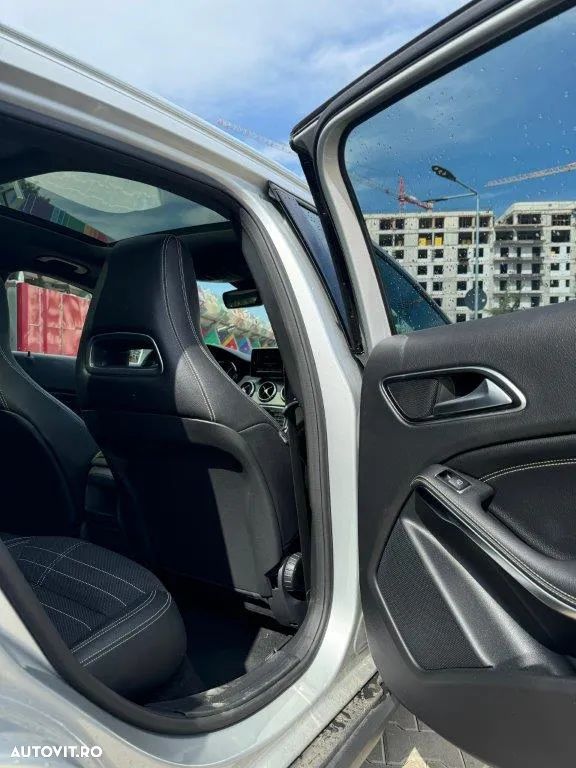 Mercedes-Benz GLA 200 (CDI) d 4Matic 7G-DCT - 11