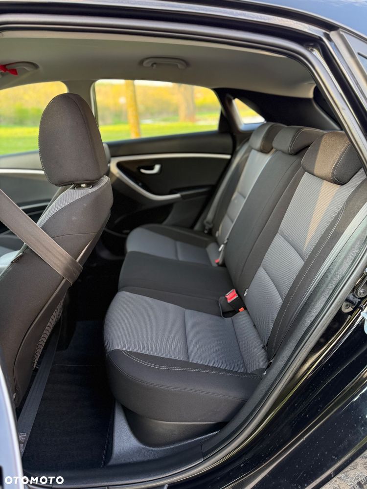 Hyundai i30 1.4 Fifa World Cup Edition - 18