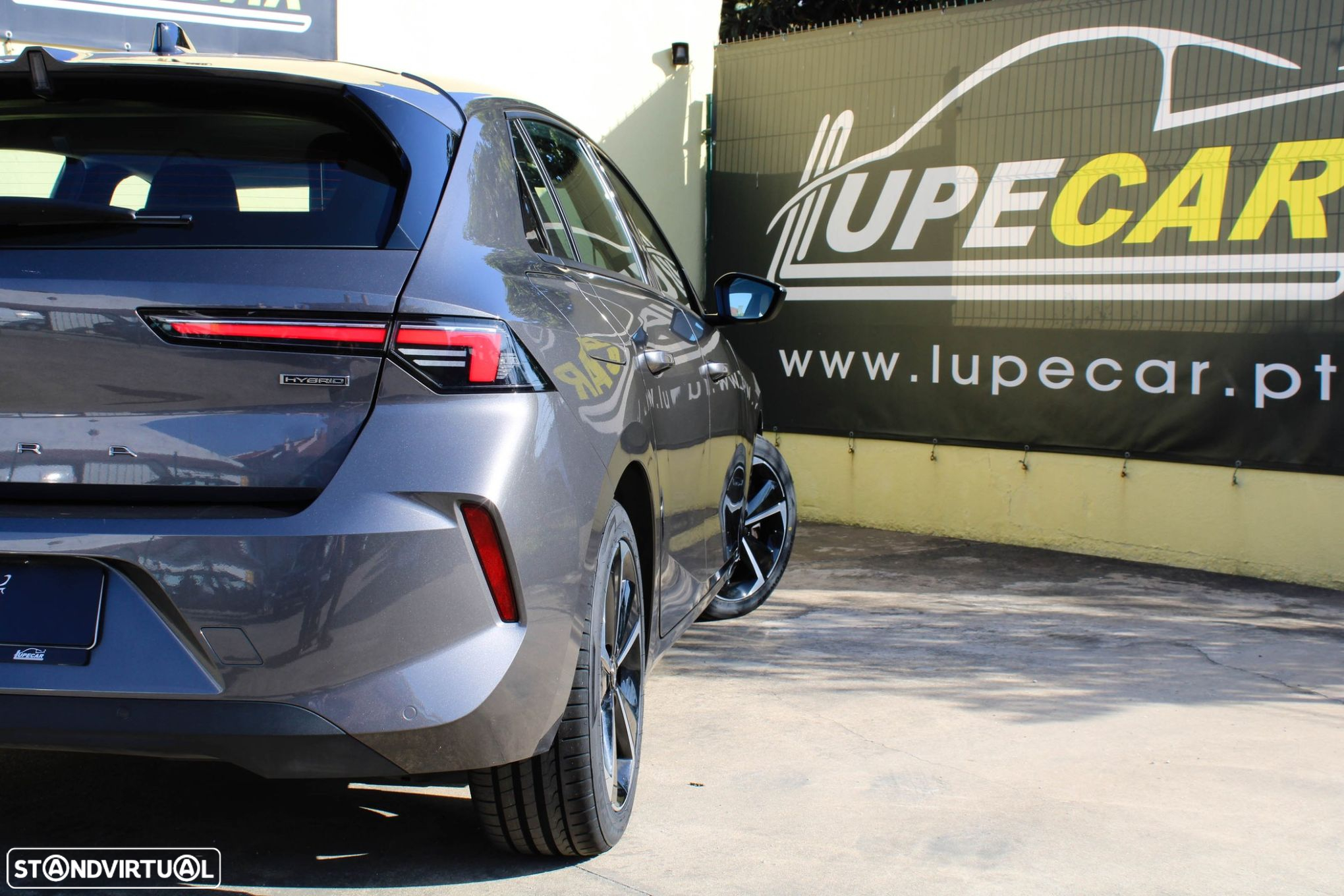 Opel Astra 1.6 T PHEV Business - 17