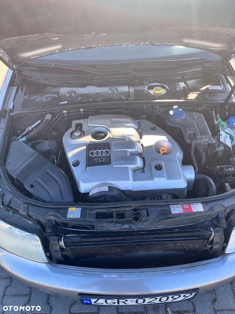 Audi A4 Avant 1.9 TDI - 16