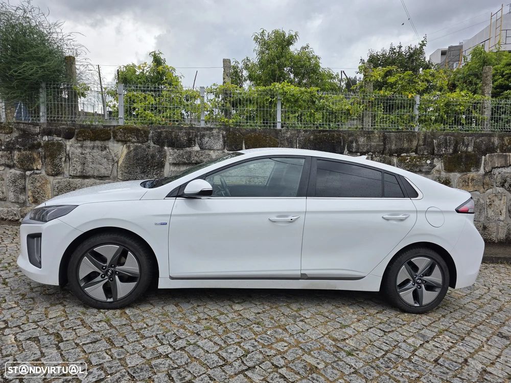 Hyundai Ioniq 1.6 GDI HEV - 10