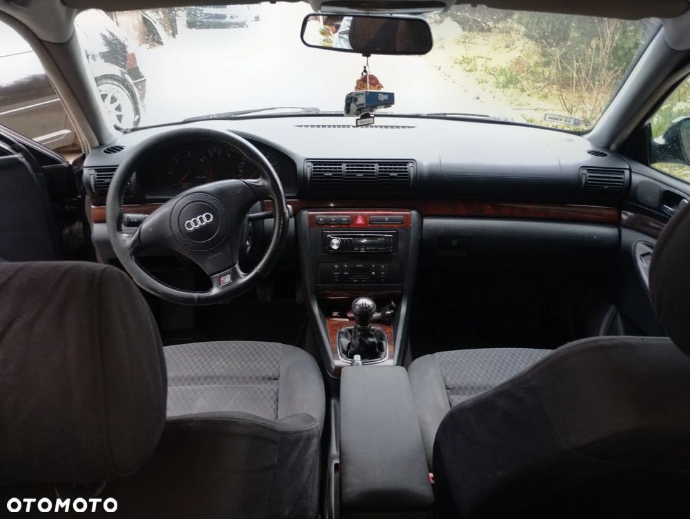 Audi A4 Avant 1.9 TDI - 11