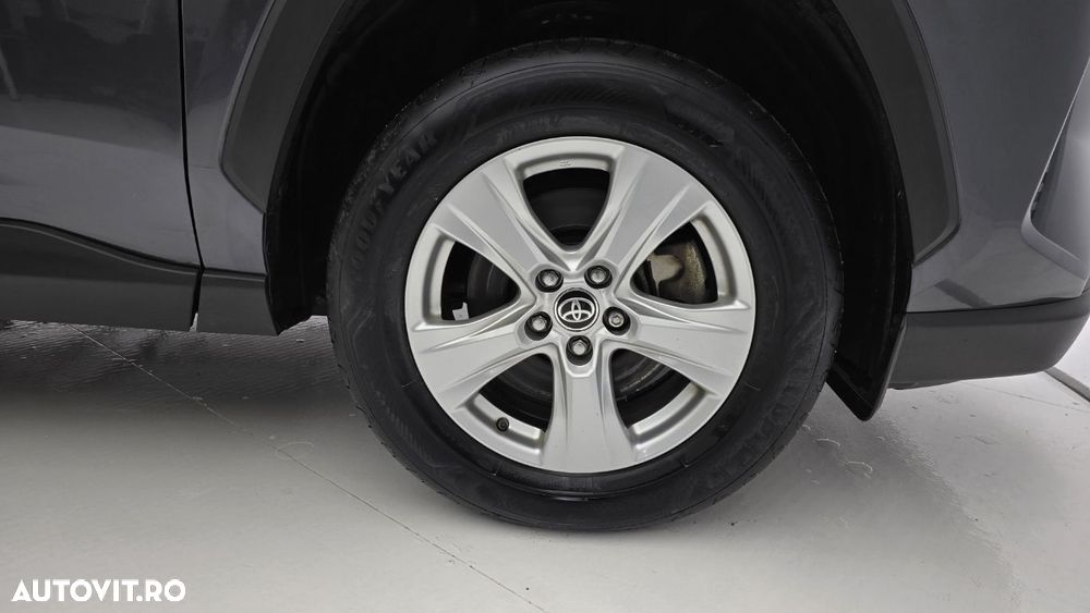 Toyota RAV4 - 22