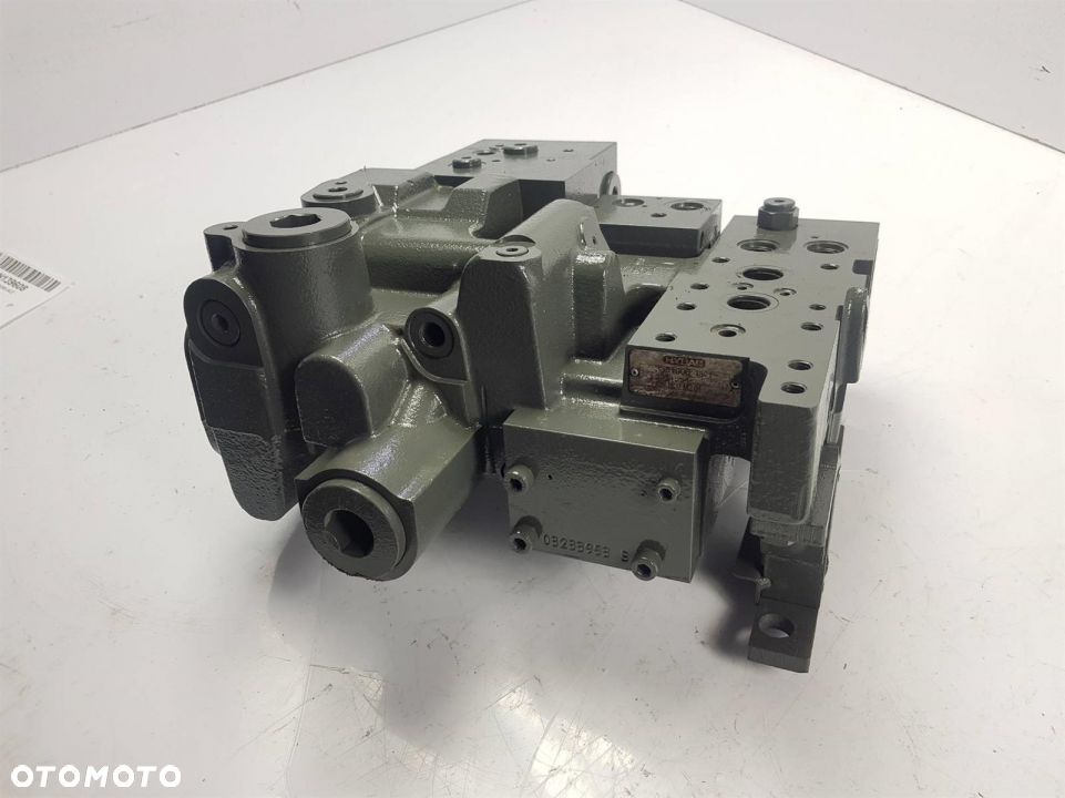 ROZDZIELACZ HYDRAULIKI VALTRA S 262 S262 HYDAC - 3