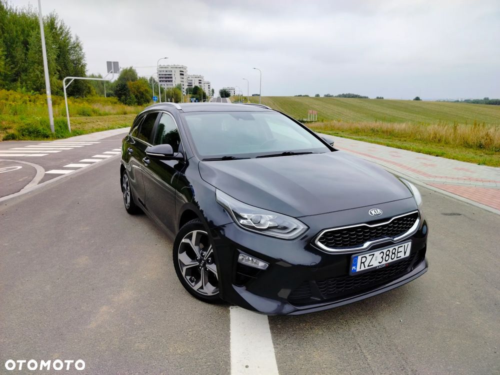 Kia Ceed 1.6 CRDi SCR L Business Line DCT - 1