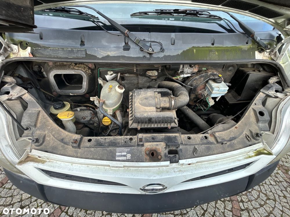 Nissan Interstar - 16