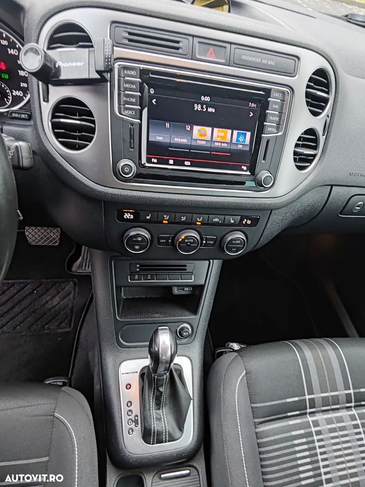 Volkswagen Tiguan 2.0 TDI SCR 4MOTION BlueMotion Technology DSG Lounge Sport & Style - 11