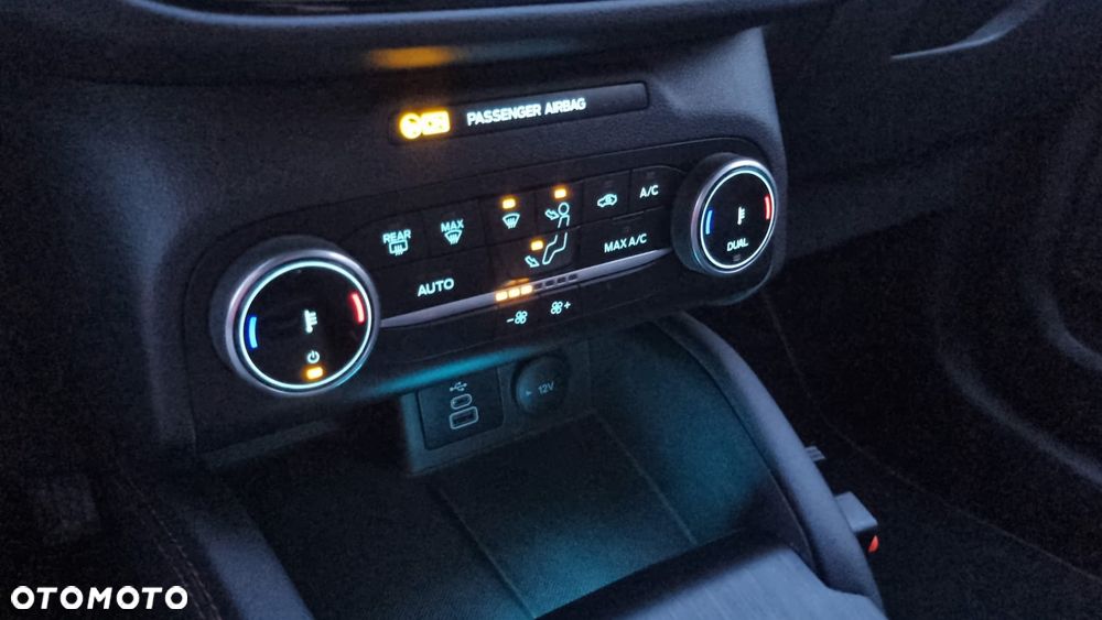 Ford Kuga 2.5 FHEV FWD ST-Line eCVT - 22