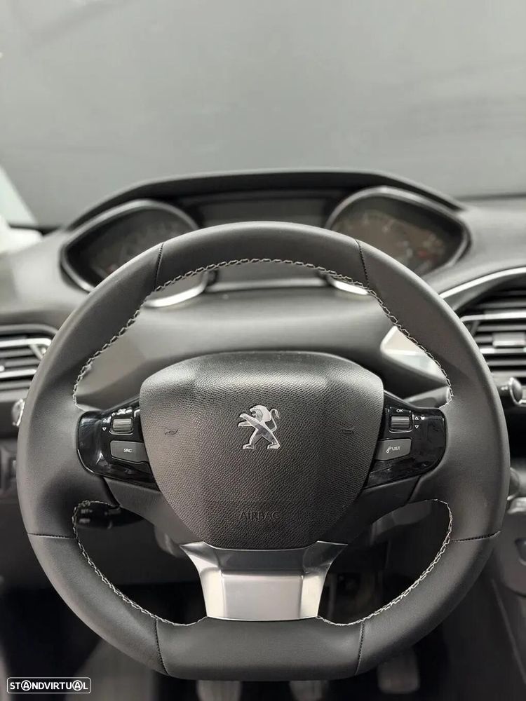Peugeot 308 SW 1.6 BlueHDi Style - 22