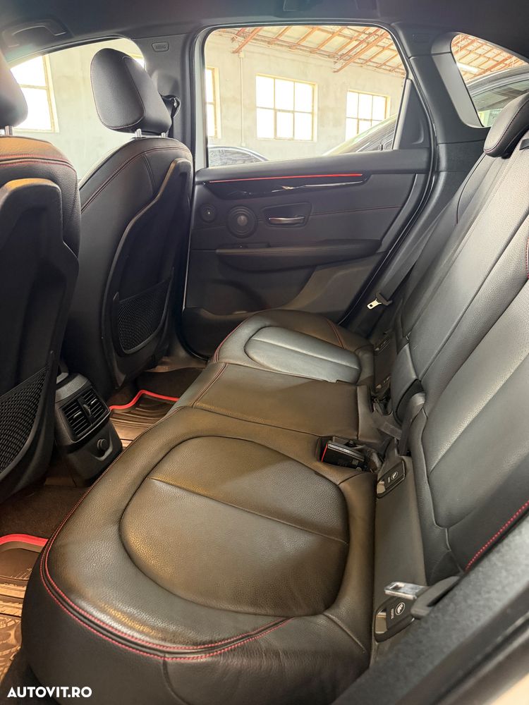 BMW Seria 2 220d Aut. Sport Line - 28