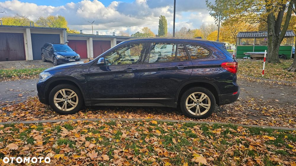 BMW X1 sDrive18d Sport Line - 32