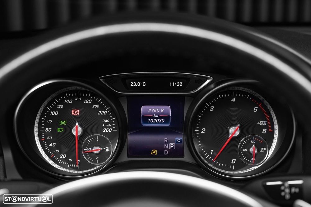 Mercedes-Benz CLA 200 d AMG Line Aut. - 24