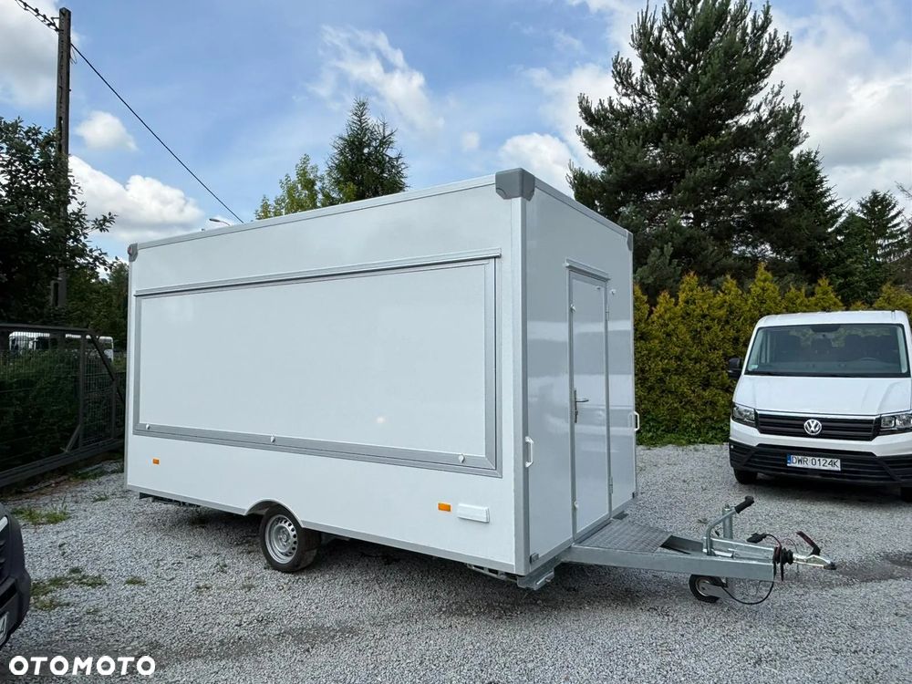 Niewiadów PH4200 4,2m X 2,1m X 2,3m Przyczepa gastronomiczna foodtruck - 2