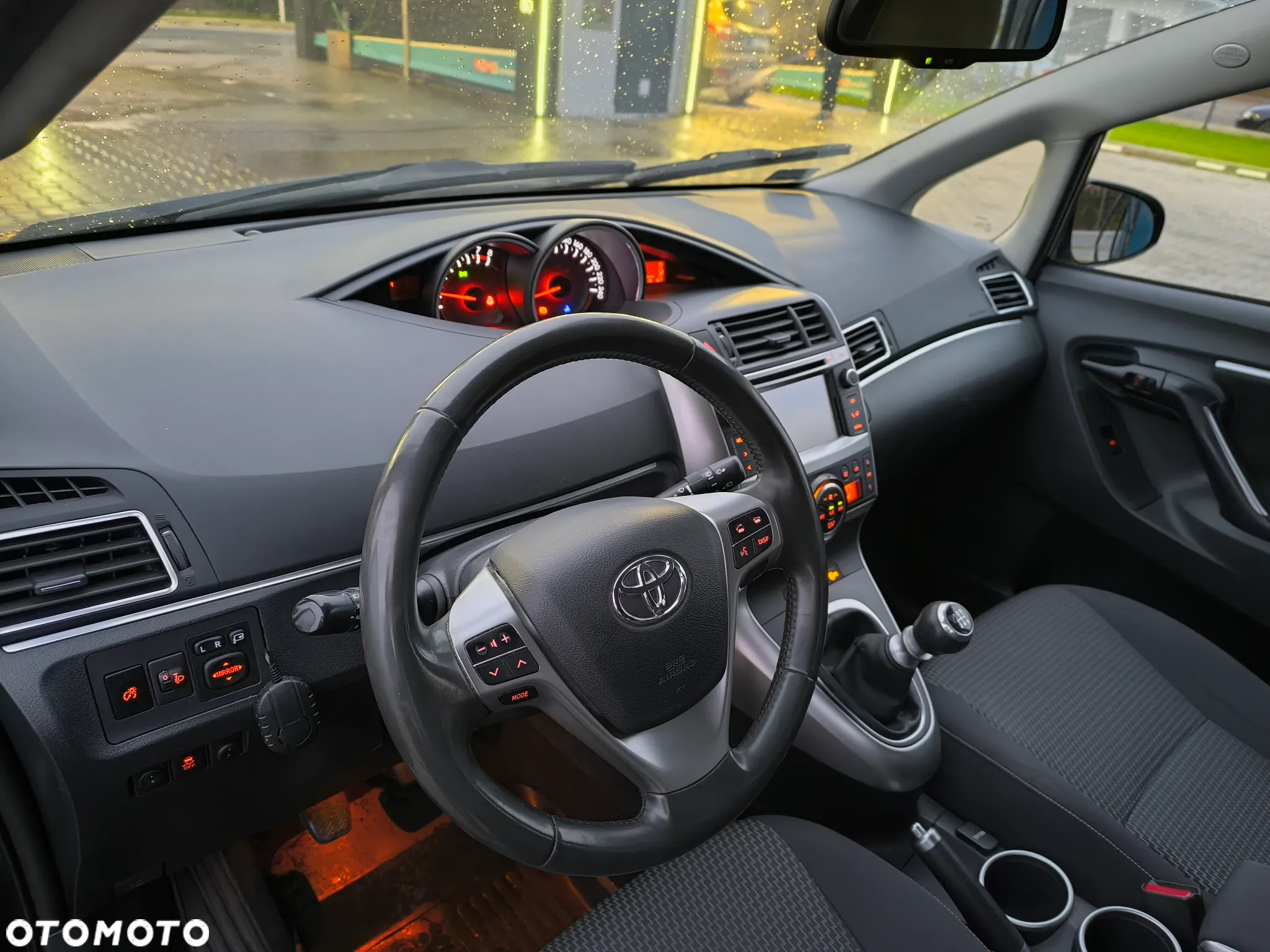 Toyota Verso 1.8 Premium 7os EU6 - 7
