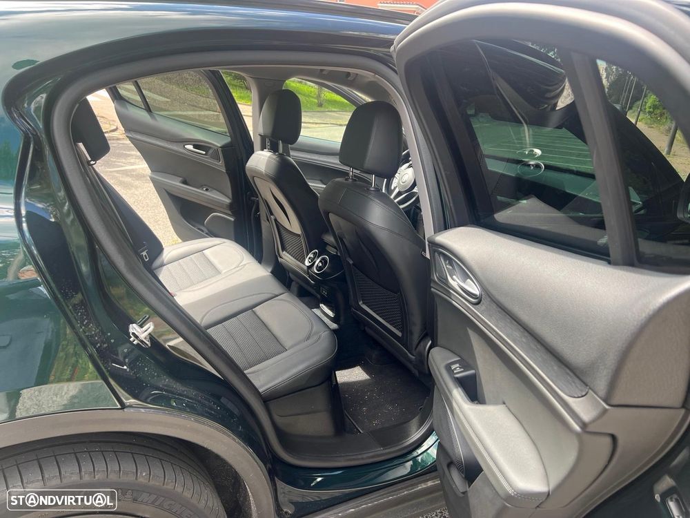 Alfa Romeo Stelvio 2.2 D B-Tech AT8 Q4 - 9