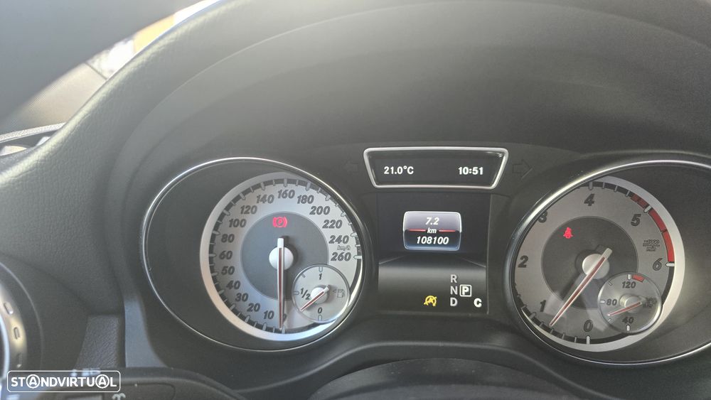 Mercedes-Benz GLA 200 CDi Urban Aut. - 27