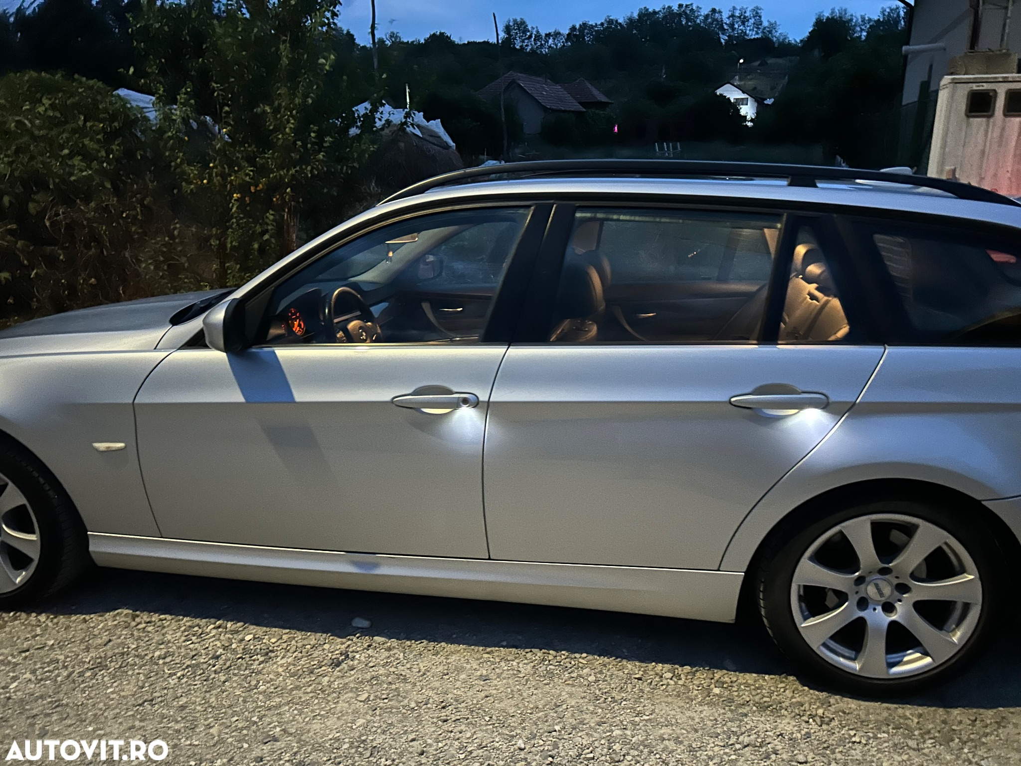 BMW Seria 3 318d - 9
