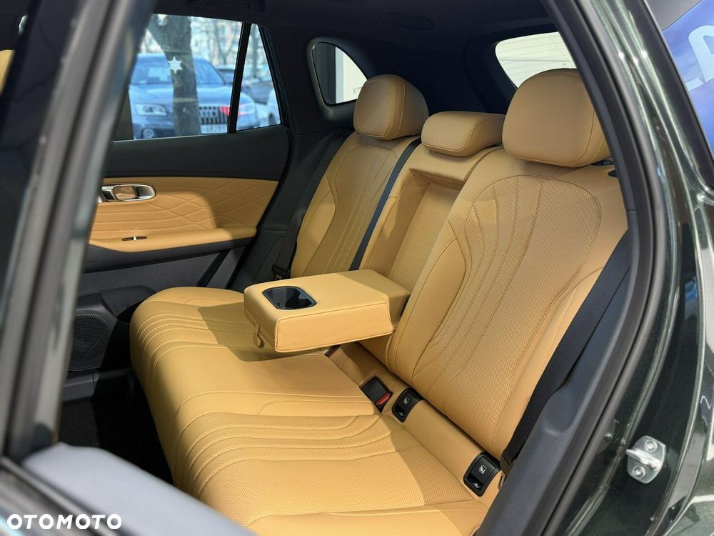 Geely Starray - 9