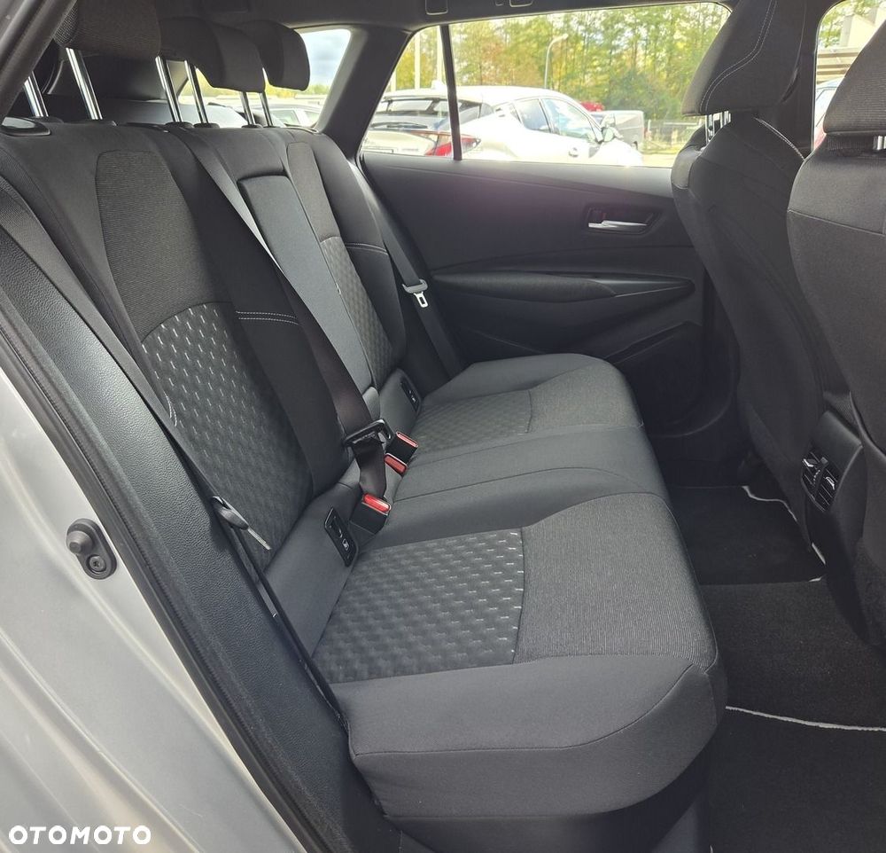 Toyota Corolla 2.0 Hybrid Comfort - 34